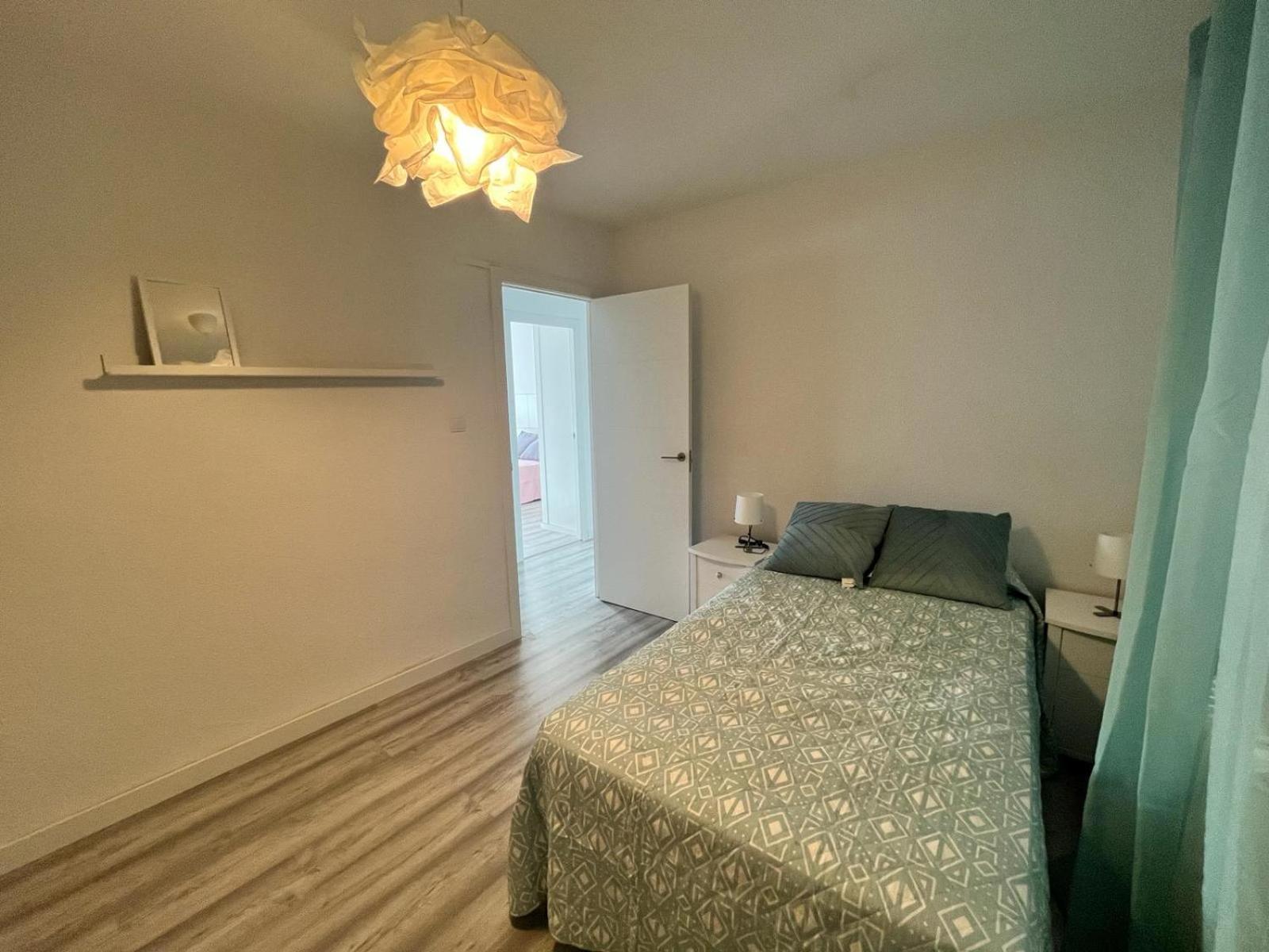 H&H Apartamento Azucena, Parking Gratis กรานาดา ภายนอก รูปภาพ