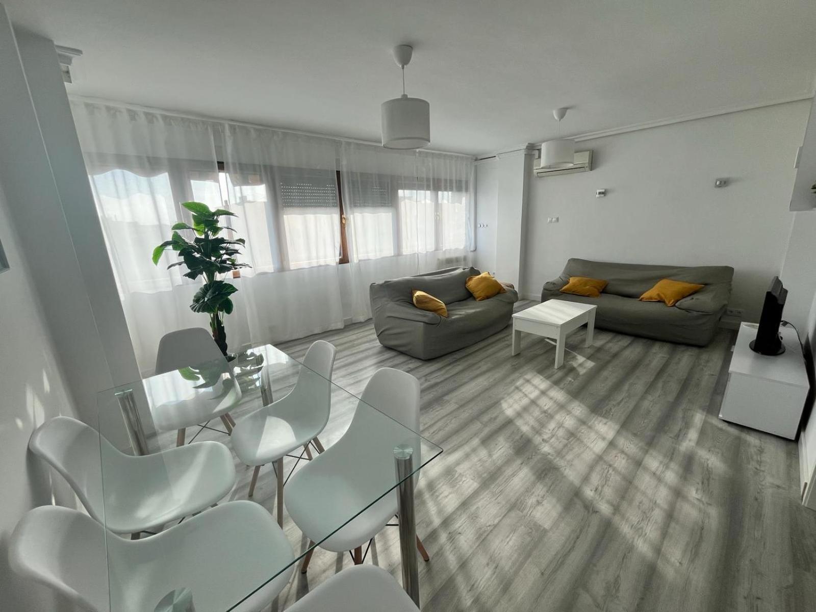H&H Apartamento Azucena, Parking Gratis กรานาดา ภายนอก รูปภาพ